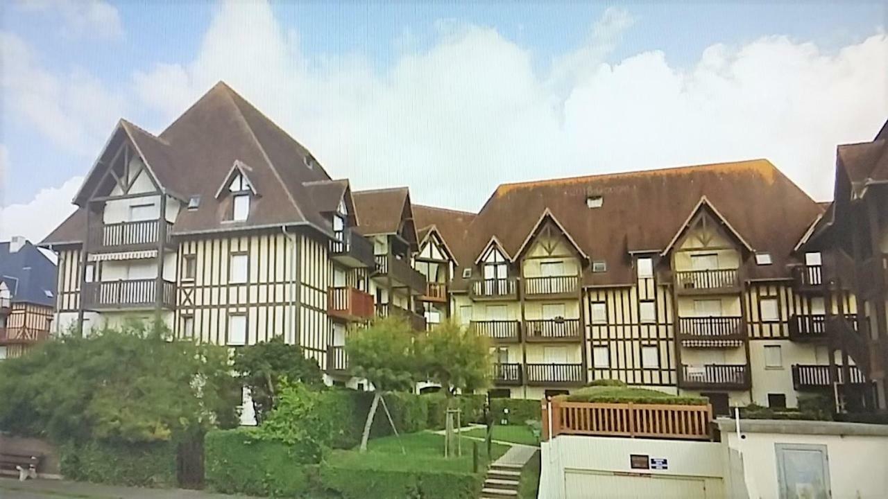 Le Clos Mathilde Cabourg Extérieur photo